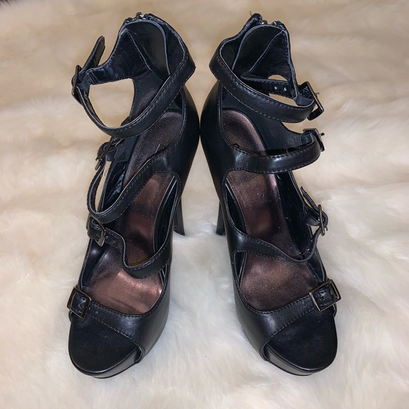 Bakers Shoes - Bakers Leatherette Strappy Heel